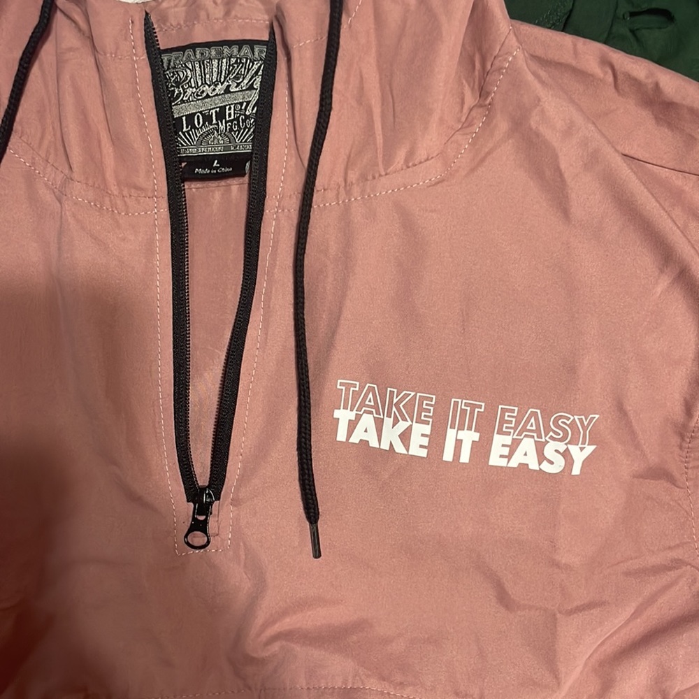 Never been worn, - Picture 2 of 3